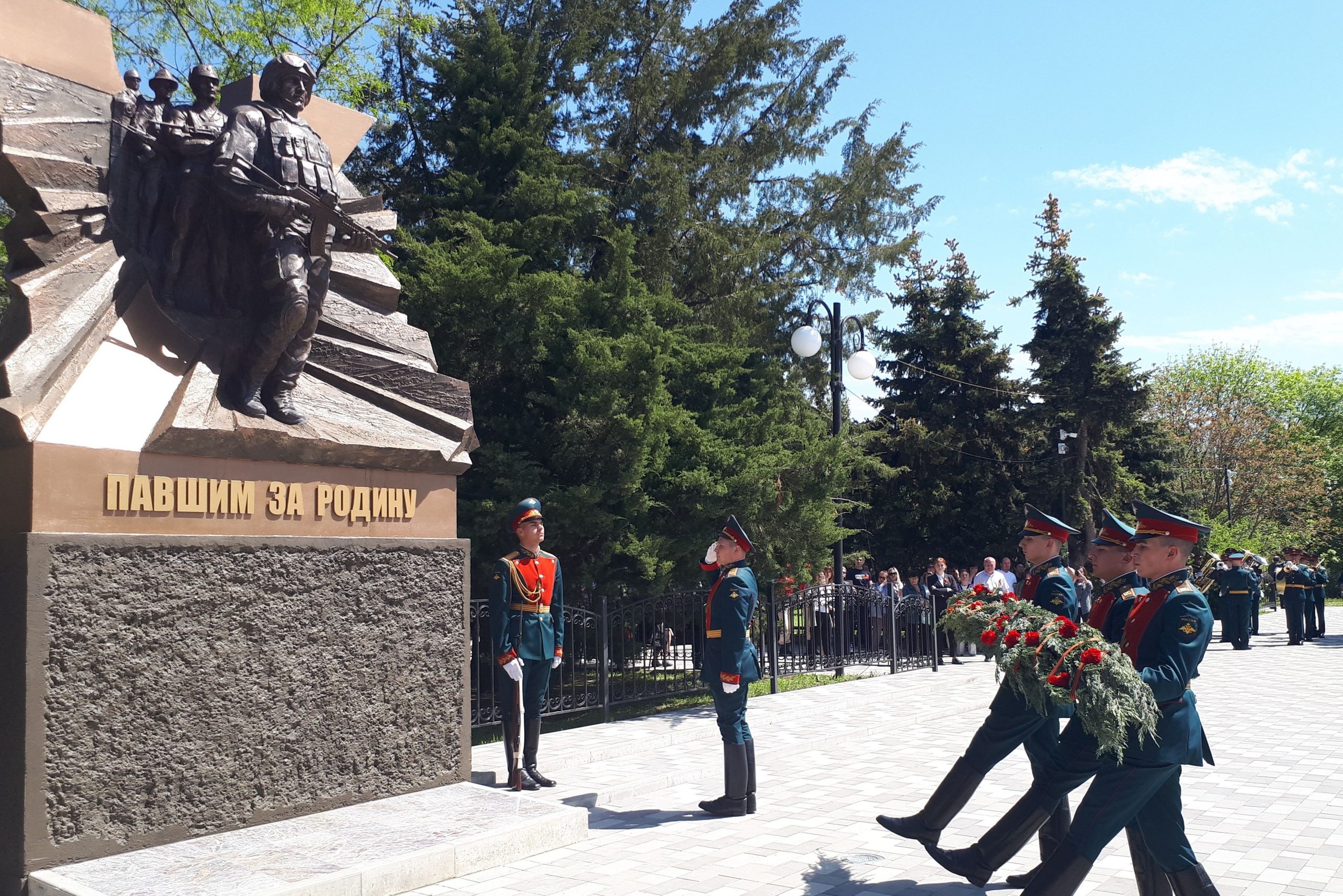 Открытие памятника в районном посёлке Усть-Донецком, посвящённого  участникам боевых действий, локальных войн и военных конфликтов. -  Усть-Донецкий учебный центр